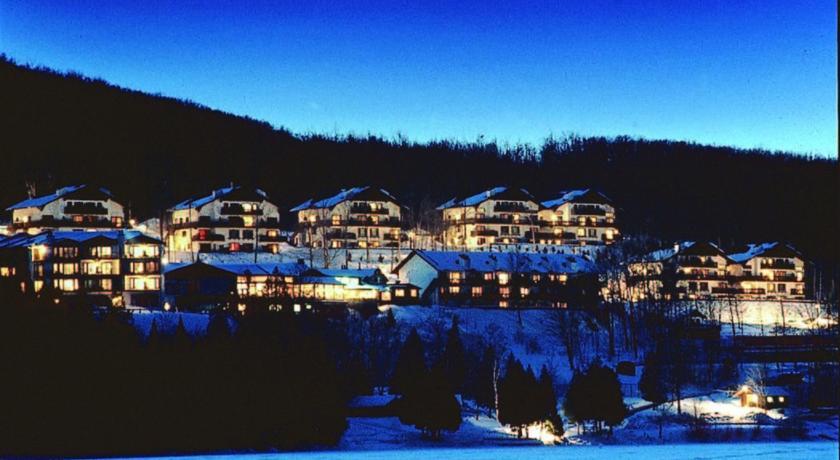 Hotel Du Lac Mont-Tremblant Exteriör bild