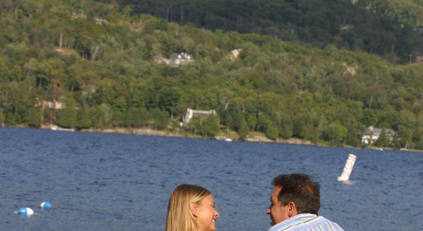 Hotel Du Lac Mont-Tremblant Exteriör bild