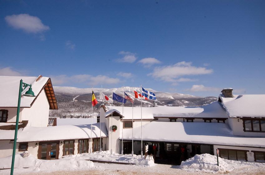 Hotel Du Lac Mont-Tremblant Exteriör bild
